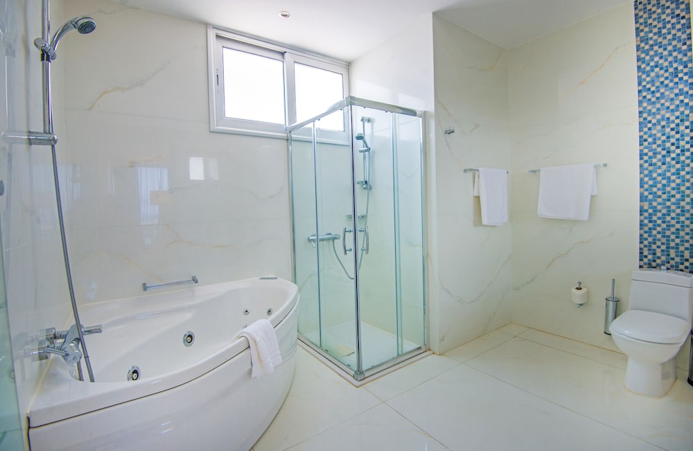 Junior Suite, Private Pool photo 3