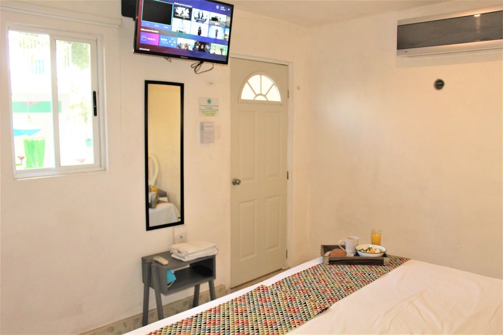 Basic Room photo 2