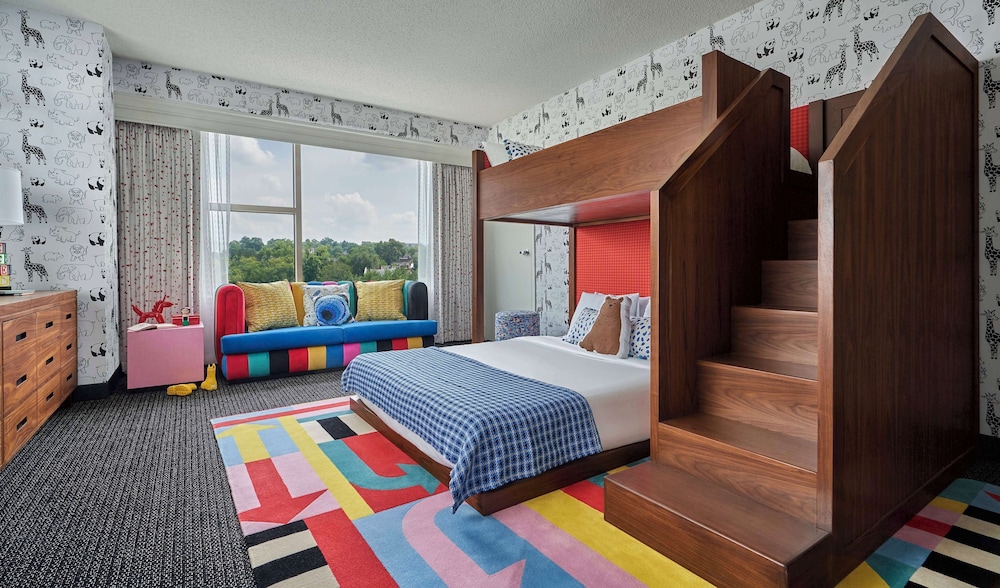 Family Loft, Multiple Beds - Photo 2