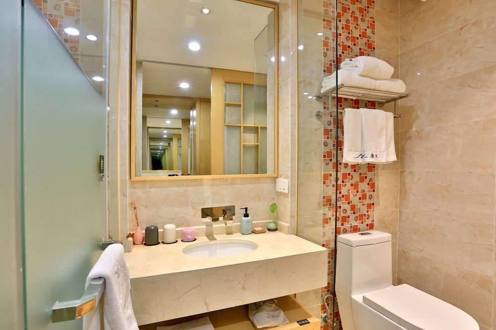 Romantic King Room -B photo 2