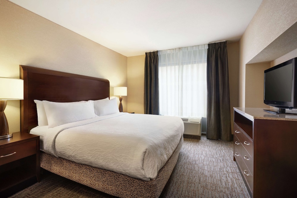 Junior Suite, 1 King Bed - Photo 4