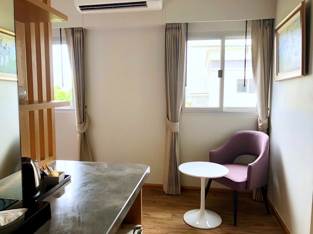 Deluxe Double Room photo 3