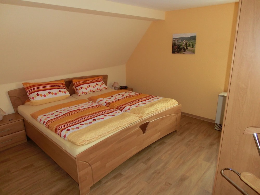 Apartment, 2 Bedrooms, Balcony (Burgunder) photo 1