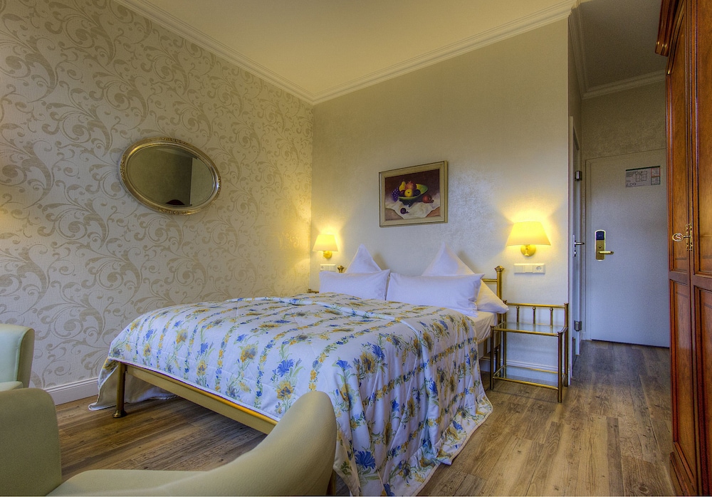 Deluxe Double Room - Photo 3
