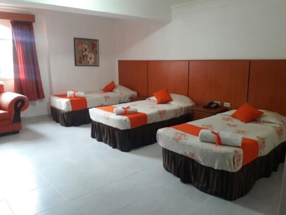 Basic Triple Room photo 2
