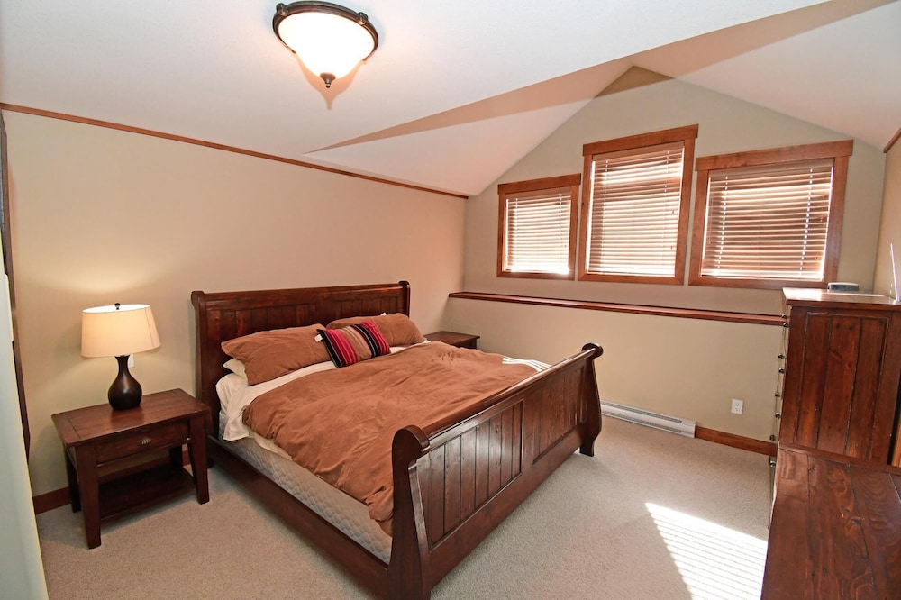 Apartment, 4 Bedrooms, Mountain View, Mountainside photo 2
