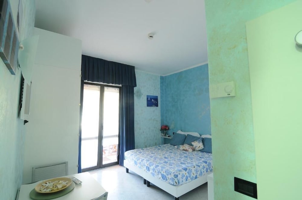 Standard Quadruple Room photo 3