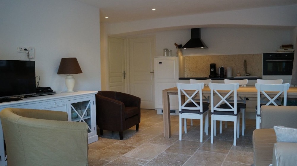 Apartment, 2 Bedrooms (Baggari Nr12) photo 3