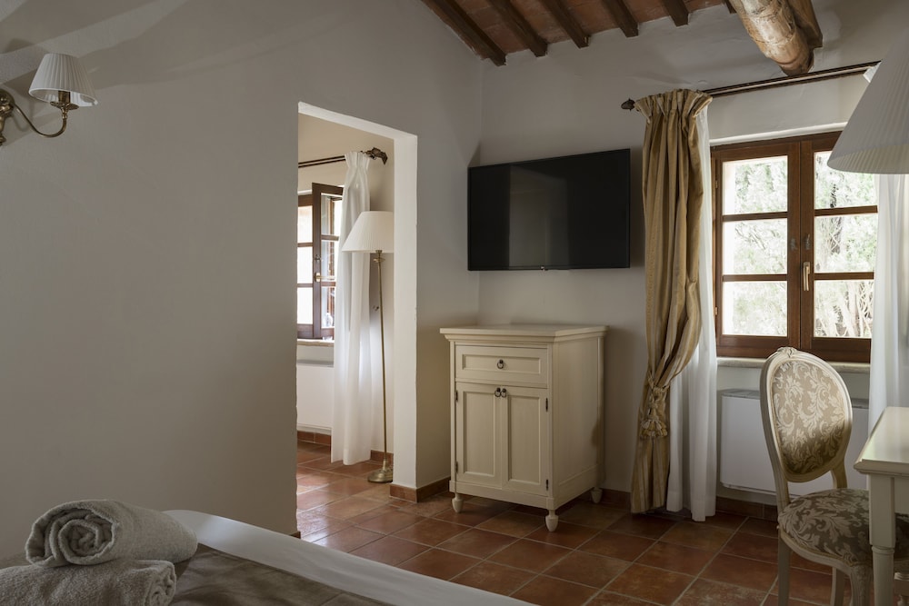 Junior Suite - Photo 2