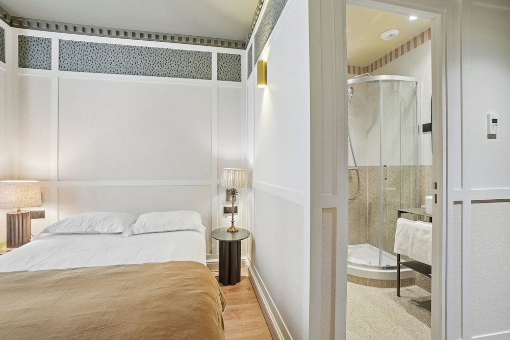 Design Double Room photo 3