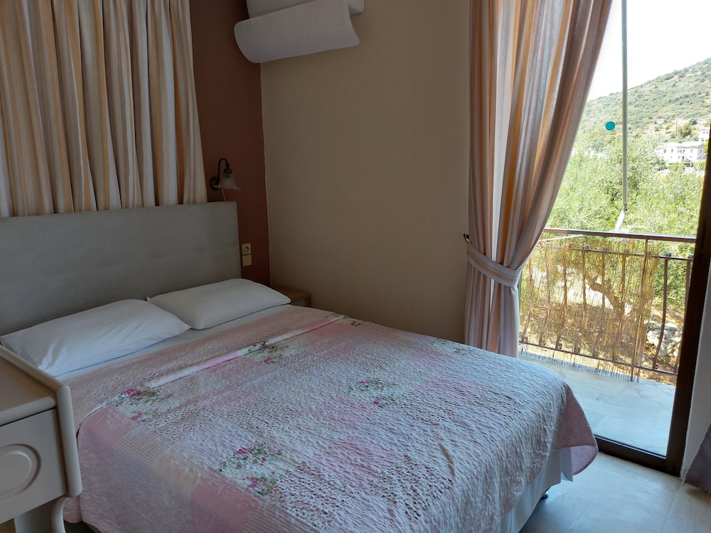 Classic Double Room photo 3