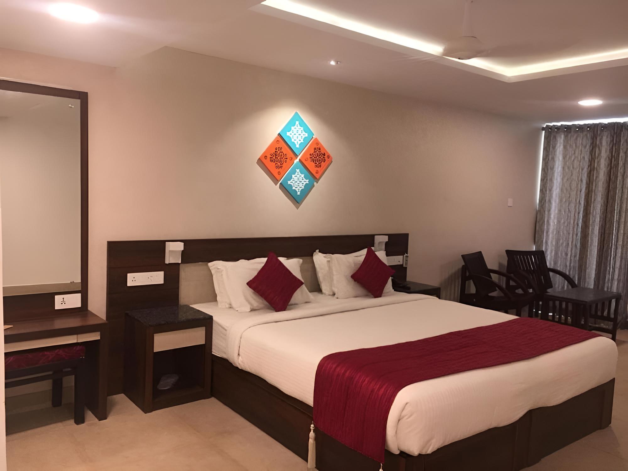 Deluxe Double Room - Photo 16
