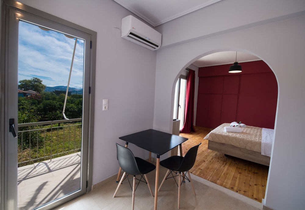 Deluxe Apartment (2 Adults) photo 2