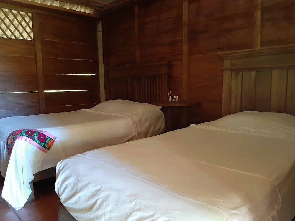 Economy Triple Room photo 1