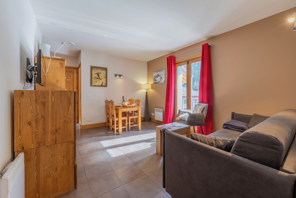 Family Apartment, Multiple Bedrooms (Vallorcine Buet 31 ski in / ski out)