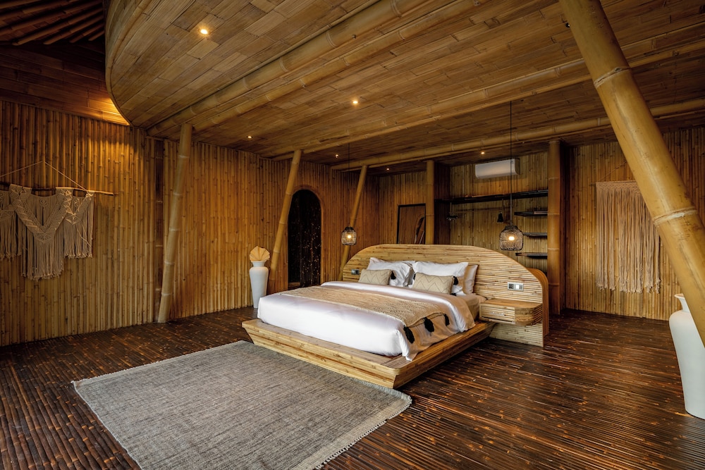 Enam Villa photo 3