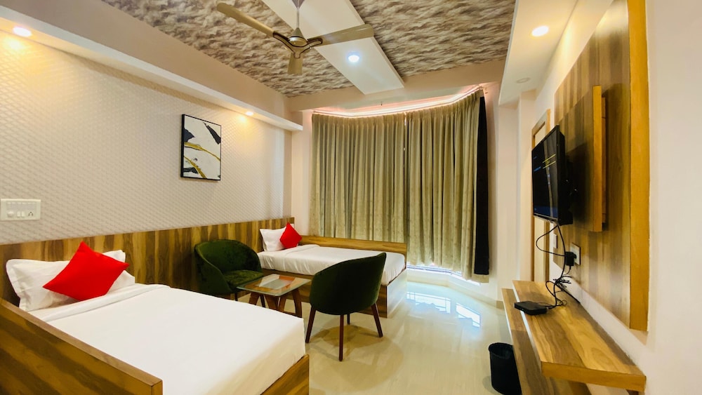 Premium Suite - Photo 4