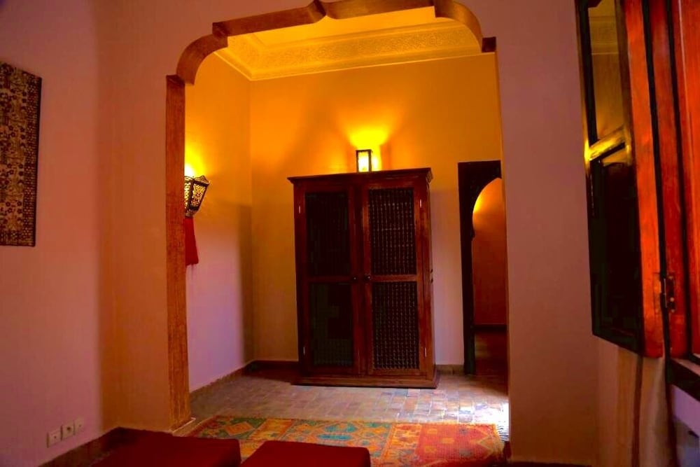 Deluxe Double Room - Photo 7