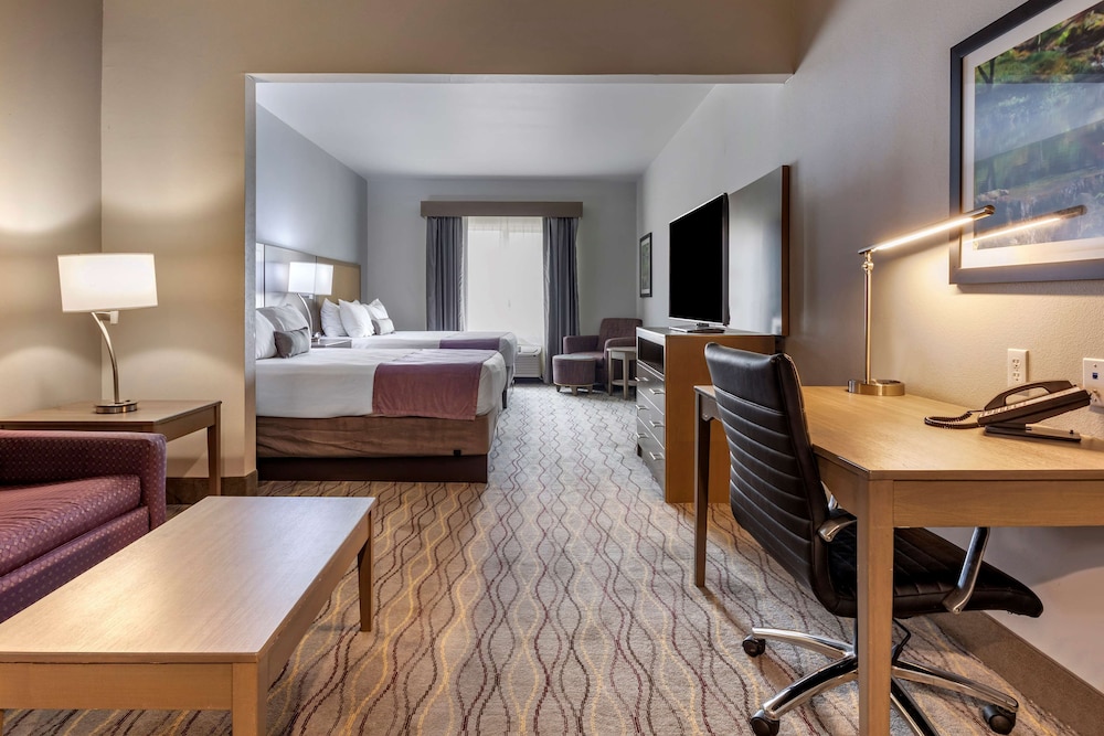 Suite, Multiple Beds, Accessible, Non Smoking (with Sofabed)