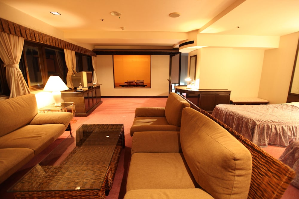 Executive room photo 2