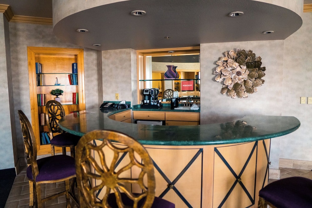 Executive Penthouse Suite - Photo 3
