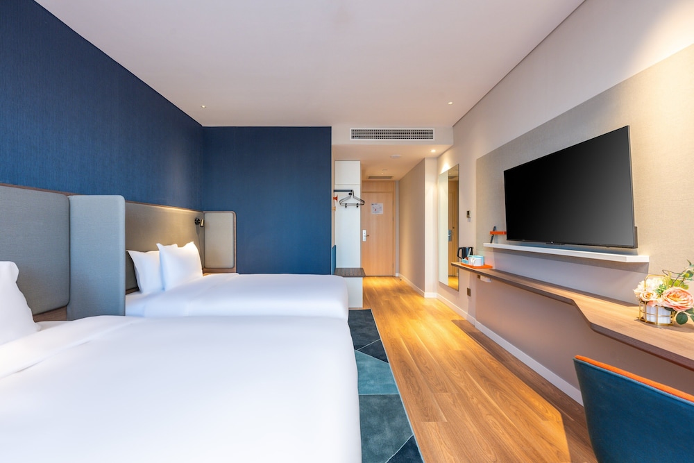 Standard Room, 2 Twin Beds - Photo 2
