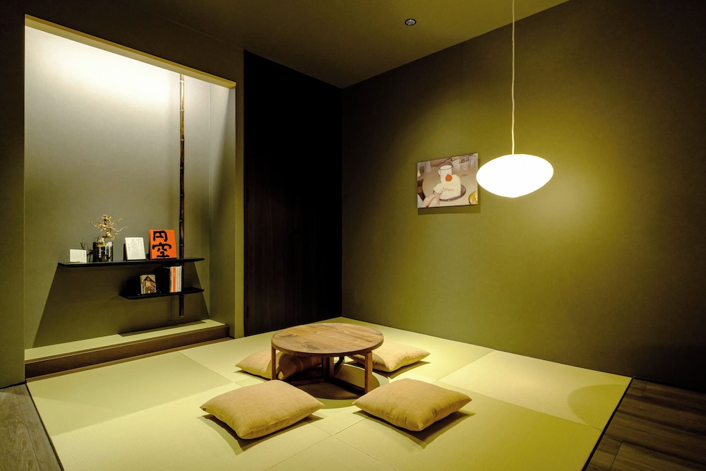 Premium Twin Room