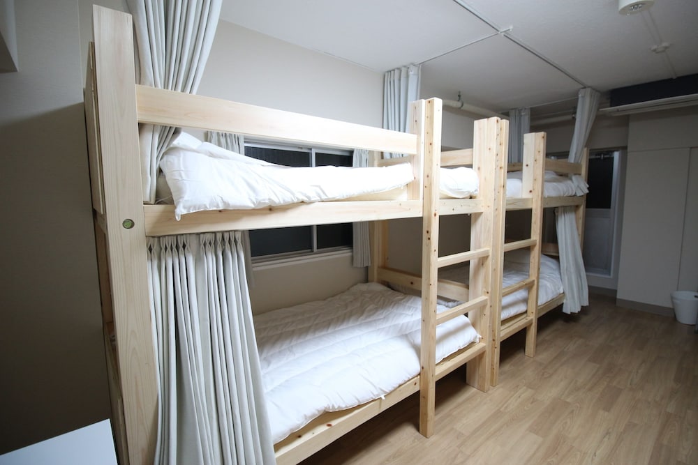 Bed in 8-Bed Female Dormitory Room, Non Smoking photo 1