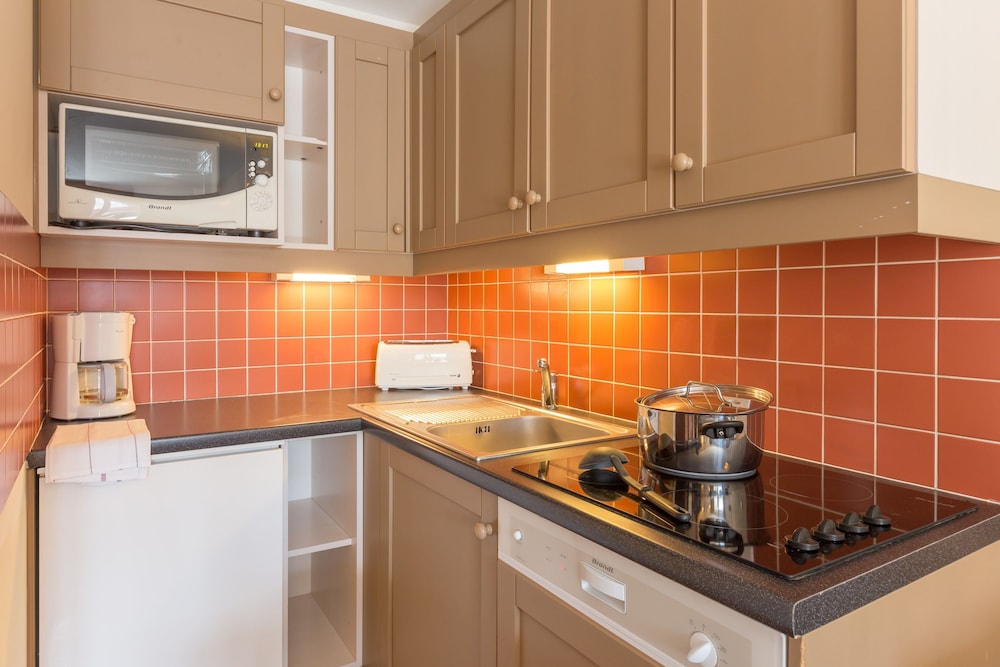 Apartment 4 people - 1 bedroom photo 2