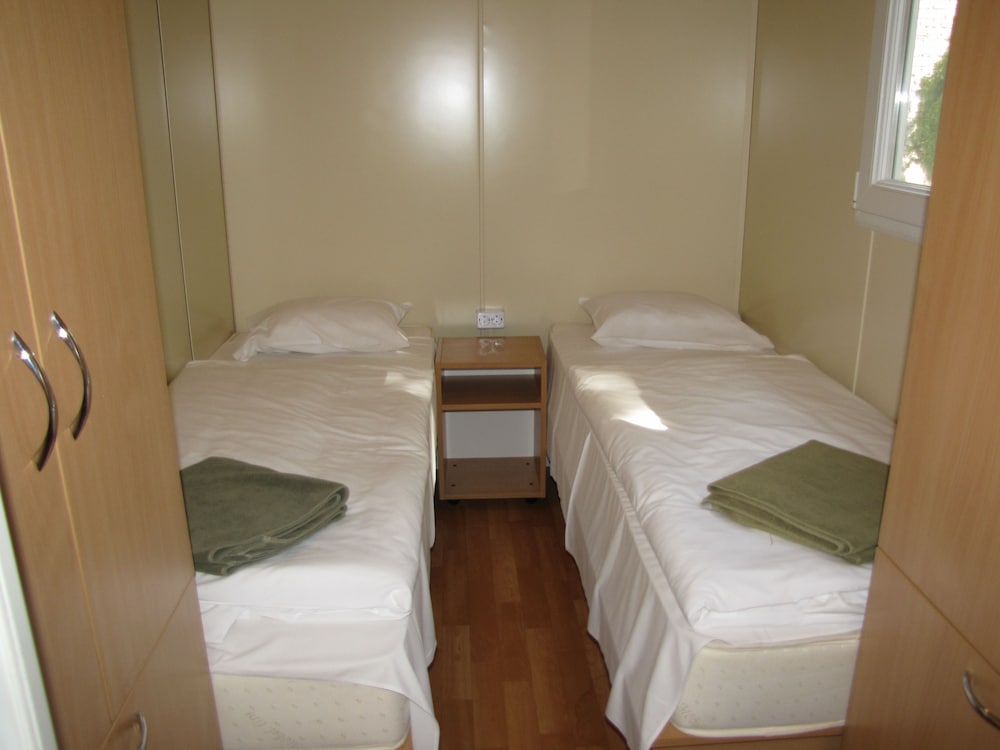 Standard Mobile Home photo 2