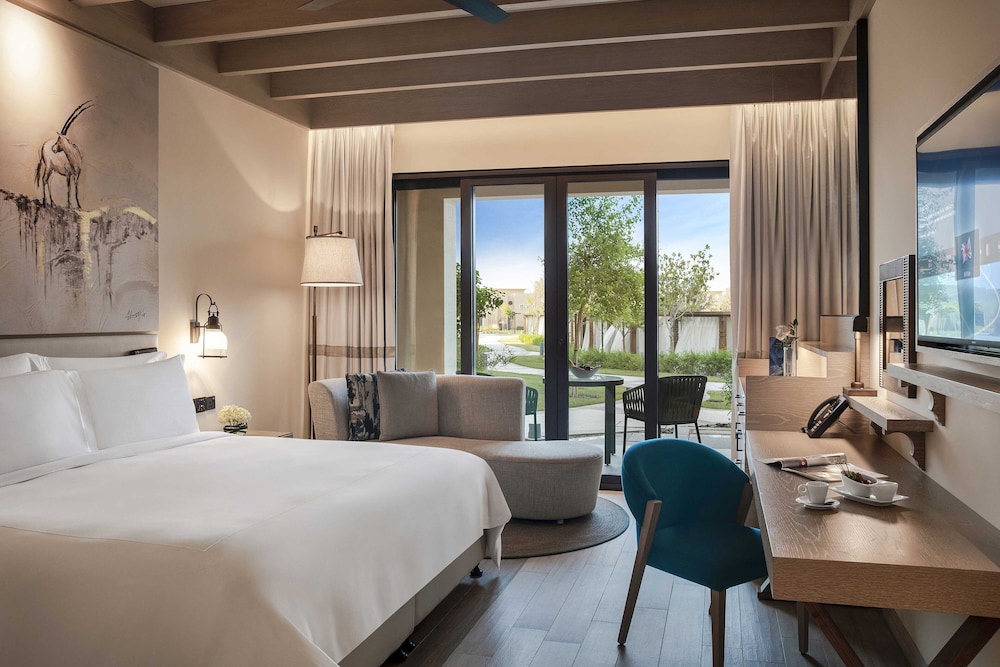 Room, 1 King Bed, Terrace, Poolside photo 2