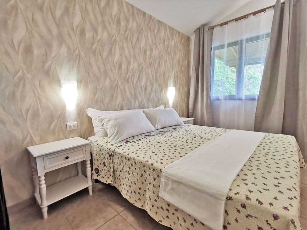Deluxe Double Room, Accessible photo 1
