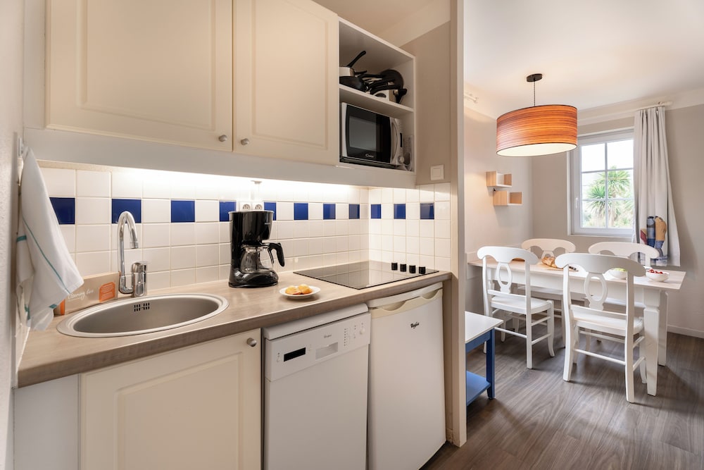 Apartment 3 people - 1 bedroom - Garden level - Terrace - Renovated photo 2