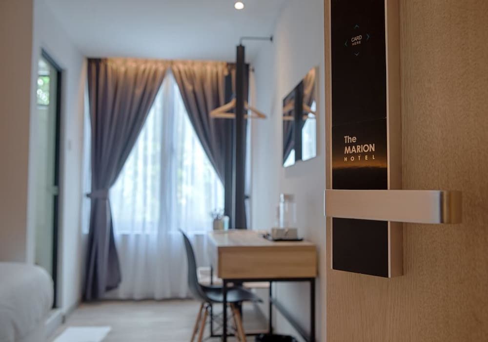 Premier Twin Room photo 2