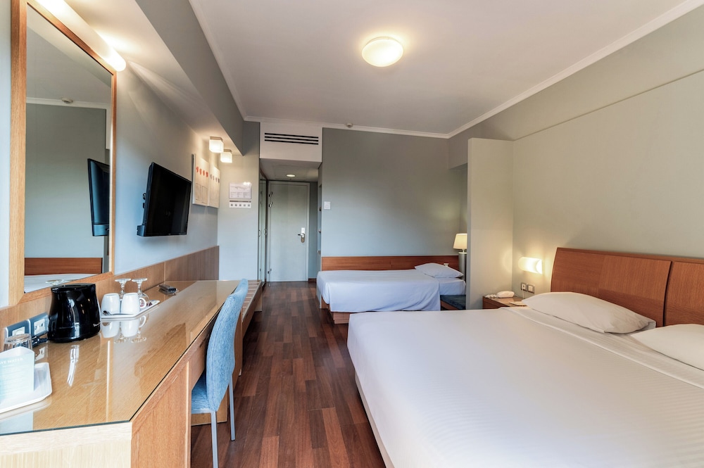 Standard Double Room, Garden View