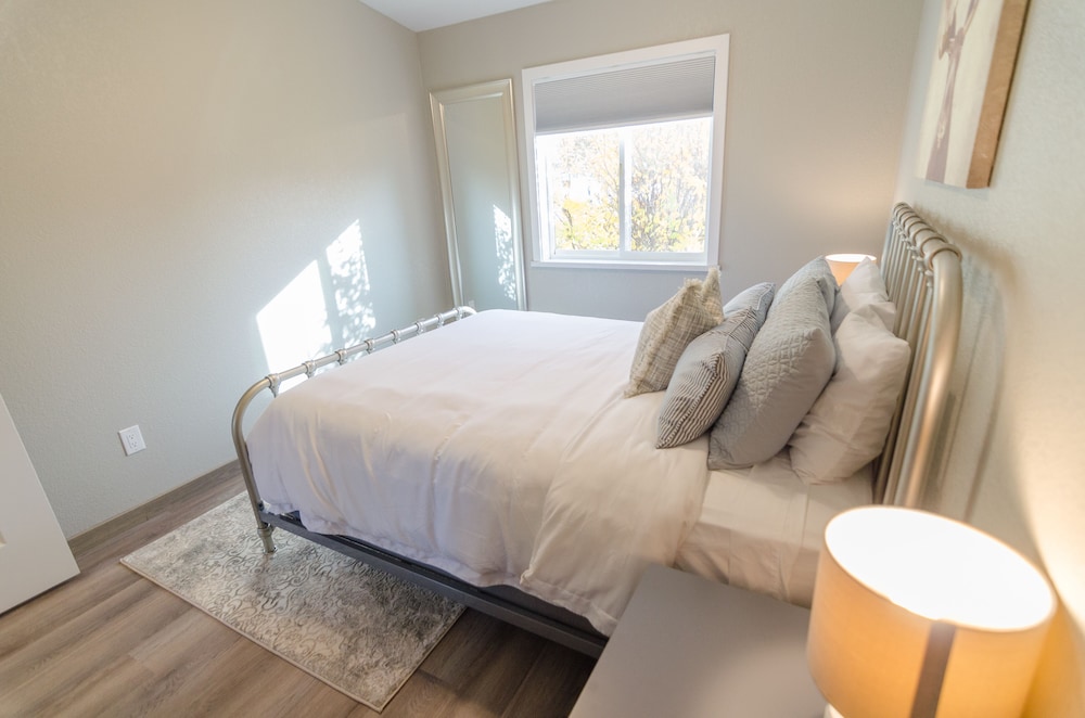Premium Suite (6) photo 2