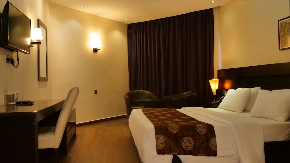 Exclusive Suite