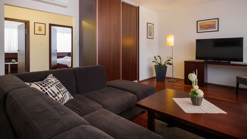 Suite (Access to Swimming Pool) photo 1