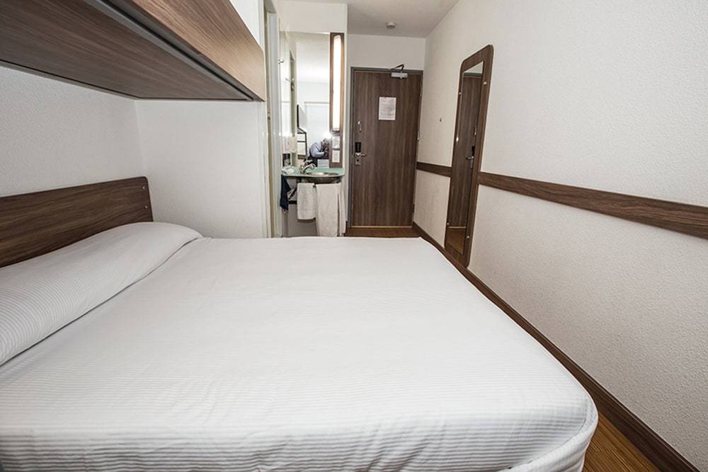 Standard Room, Multiple Bedrooms photo 3