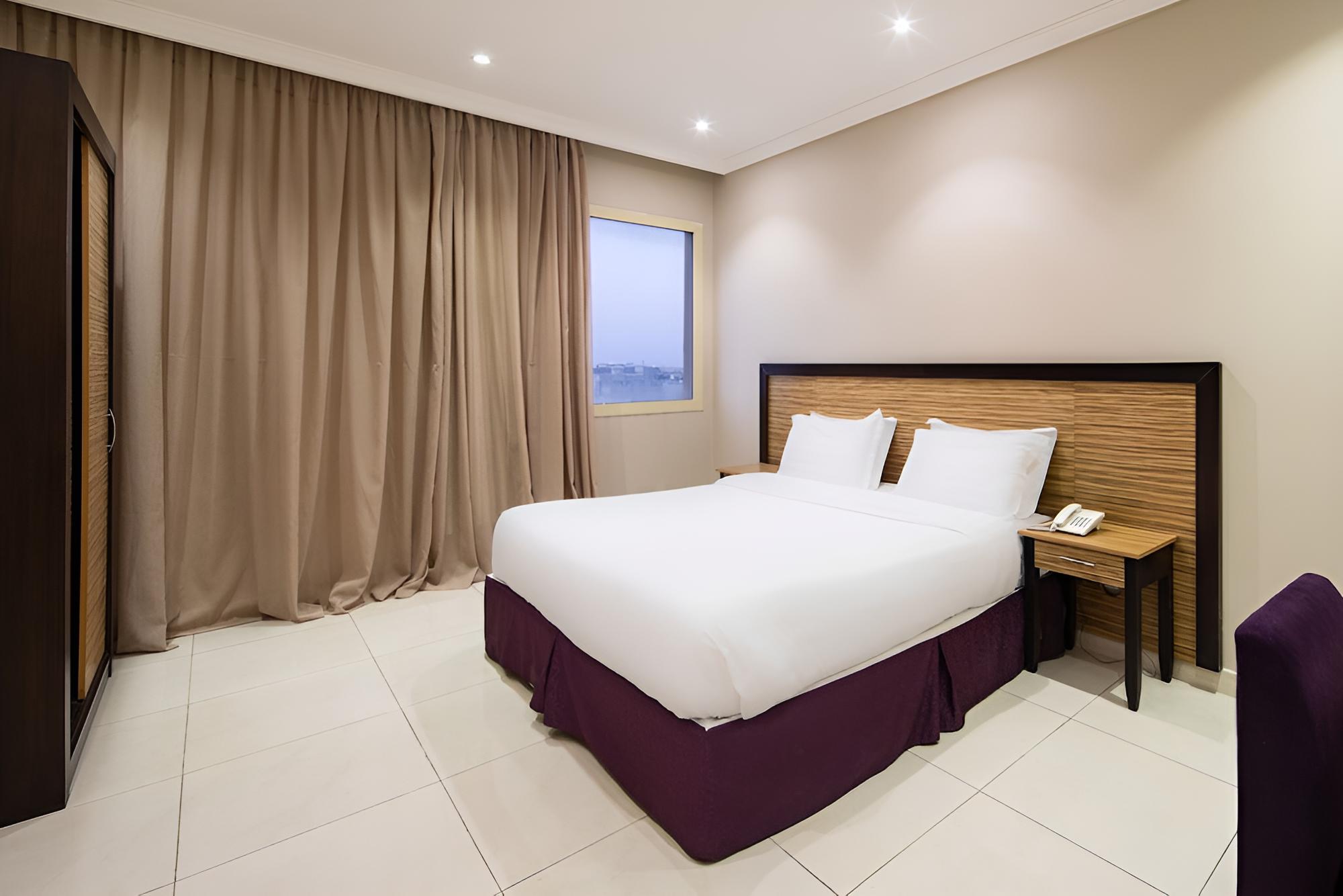 Suite, 2 Bedrooms - Photo 6
