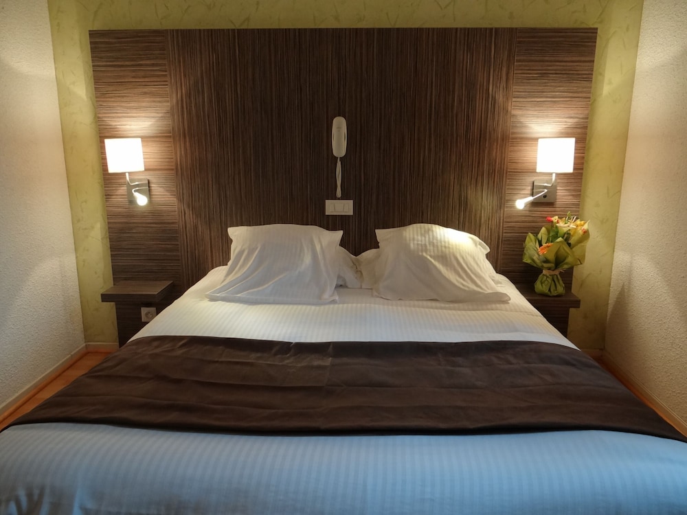 Double Room - Photo 6