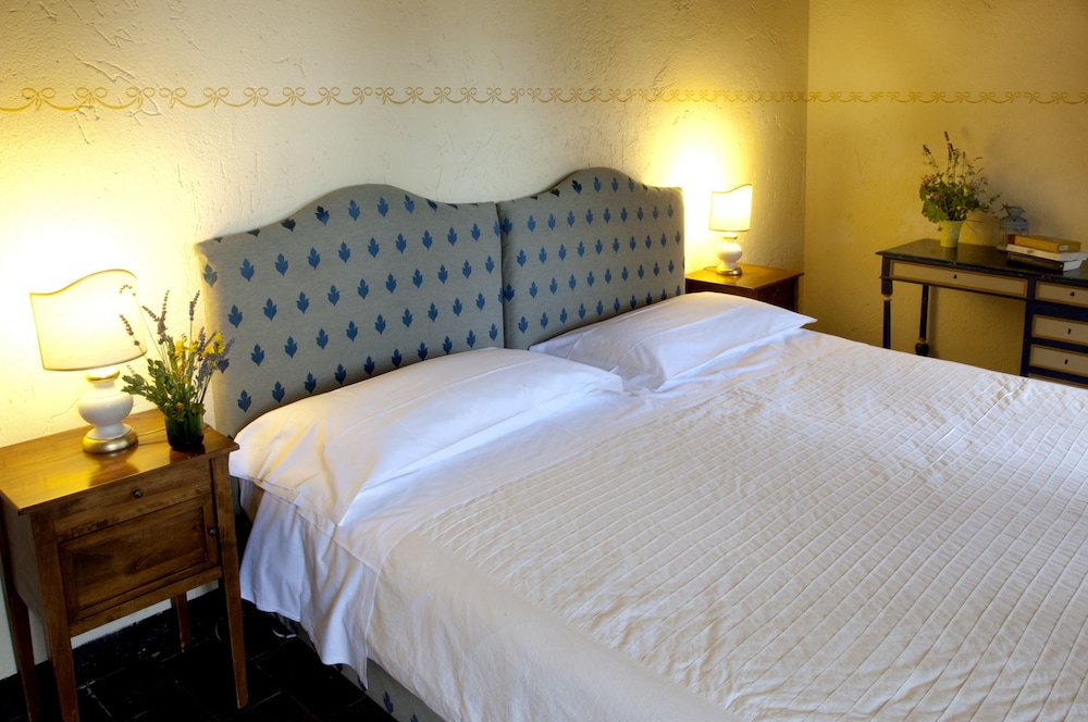 Standard Apartment, 1 Bedroom, Kitchenette, Garden View photo 2
