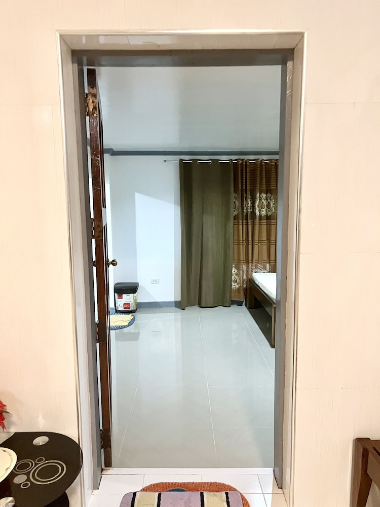 Standard Twin Room photo 2