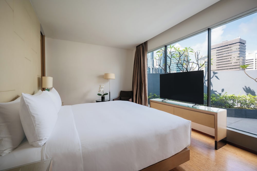 Club Suite, 1 Bedroom photo 2