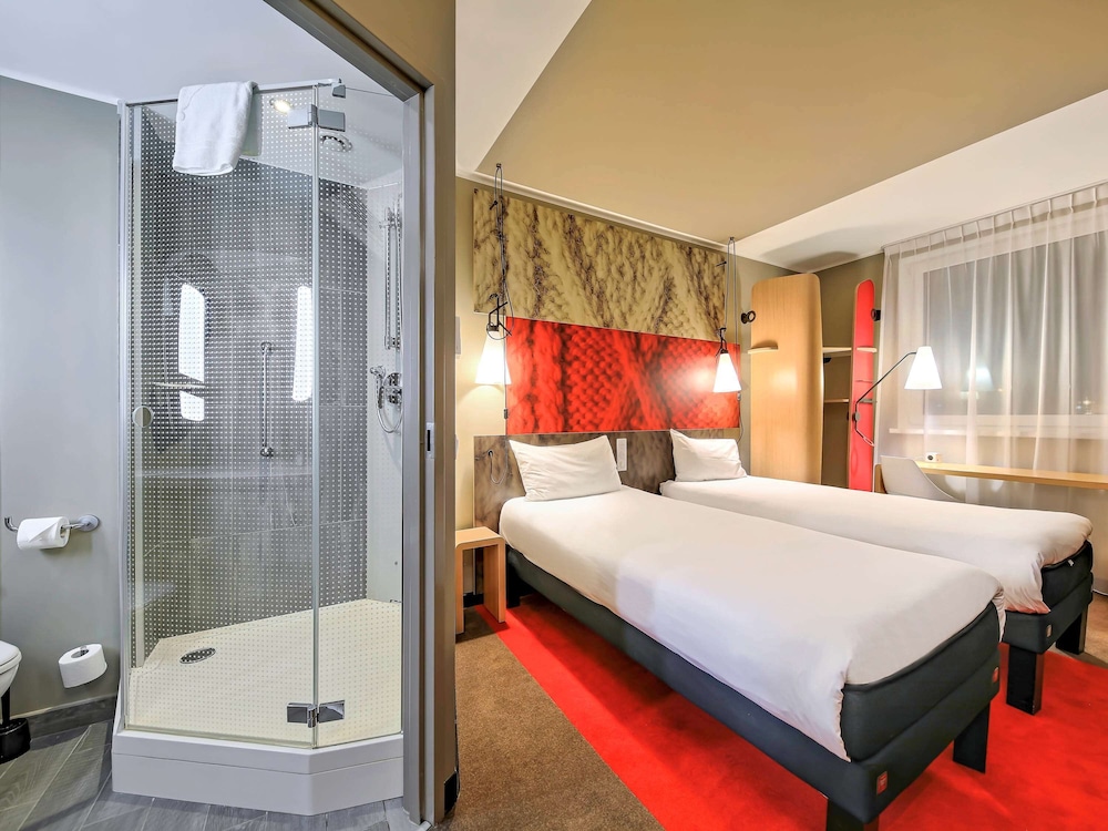 Comfort Room, 1 Queen Bed photo 3