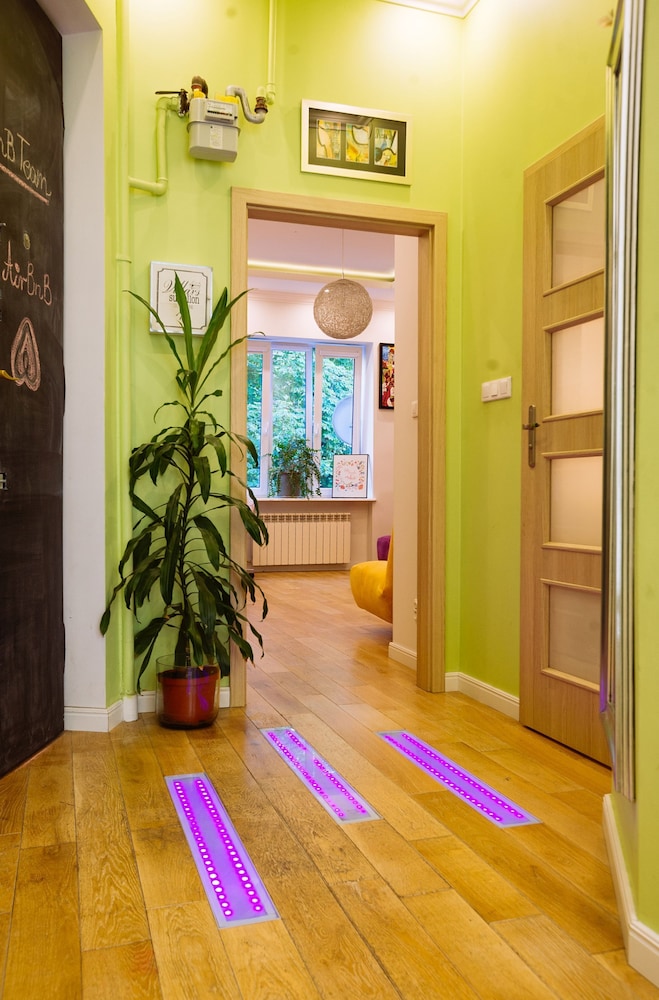 Apartment - Photo 4