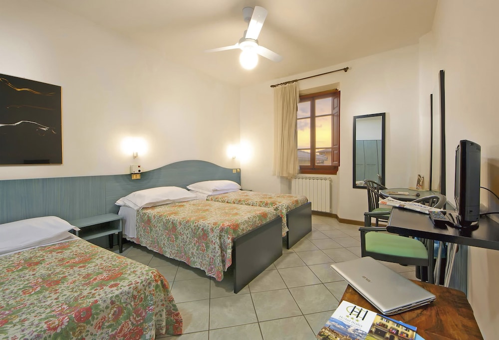 Triple Room photo 2