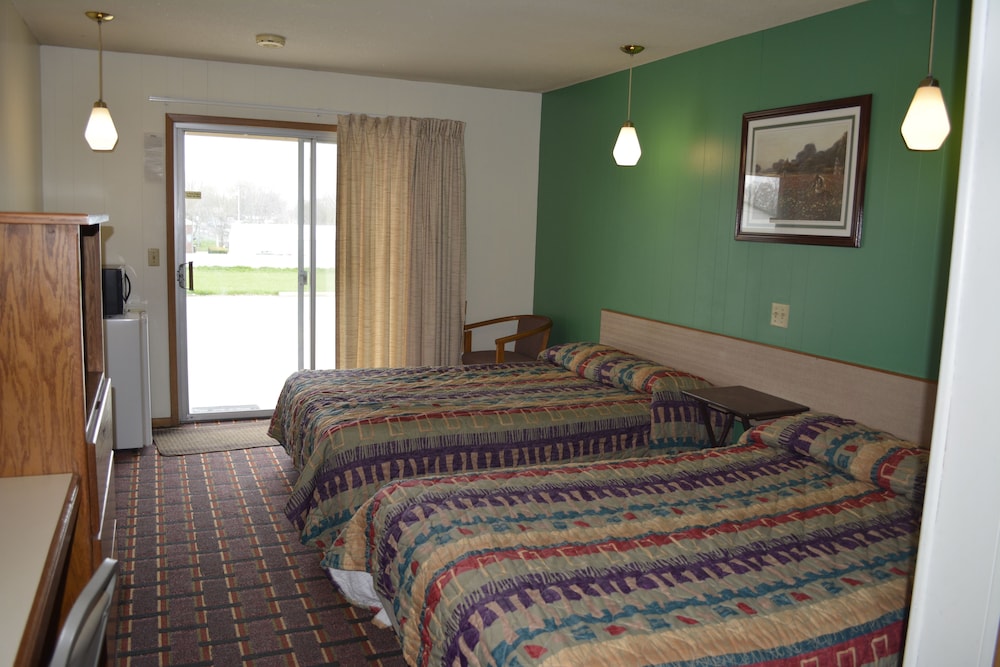 Standard Room, Non Smoking (2 Full Beds) photo 1