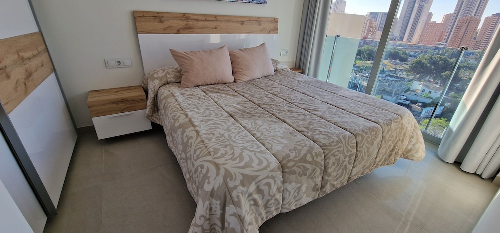 Deluxe Penthouse - Photo 2