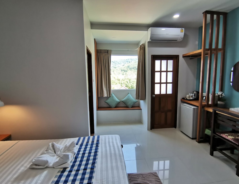 Deluxe Double Room, Balcony photo 2